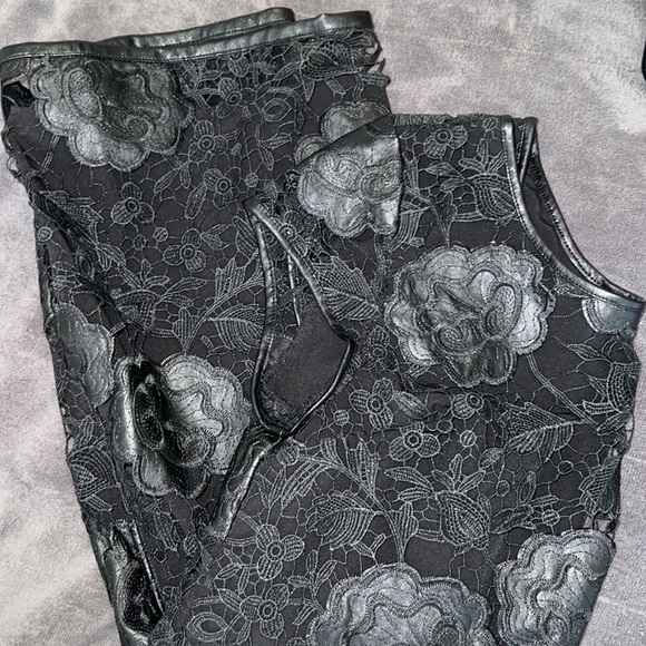 LEATHER DETAILED FLOWERED BEAUTIFUL DRESS - Picture 5 of 11